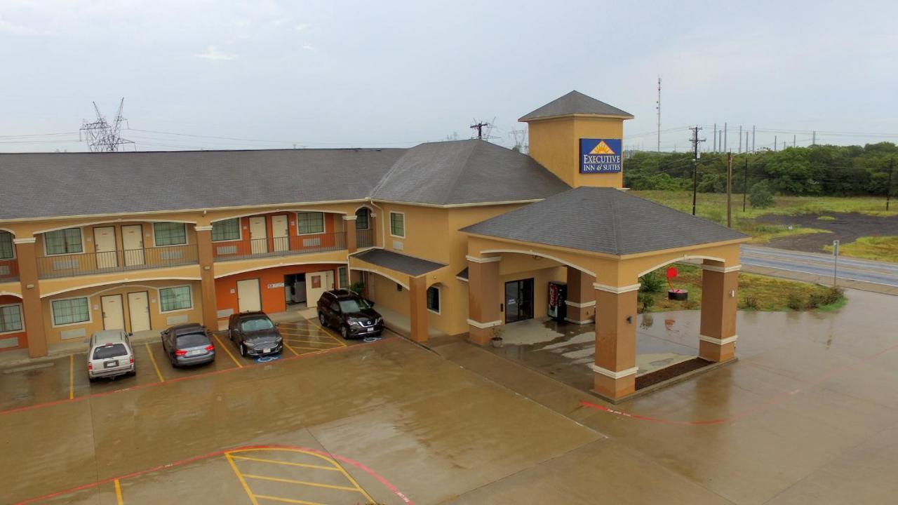 Executive Inn & Suites - Jewett 외부 사진